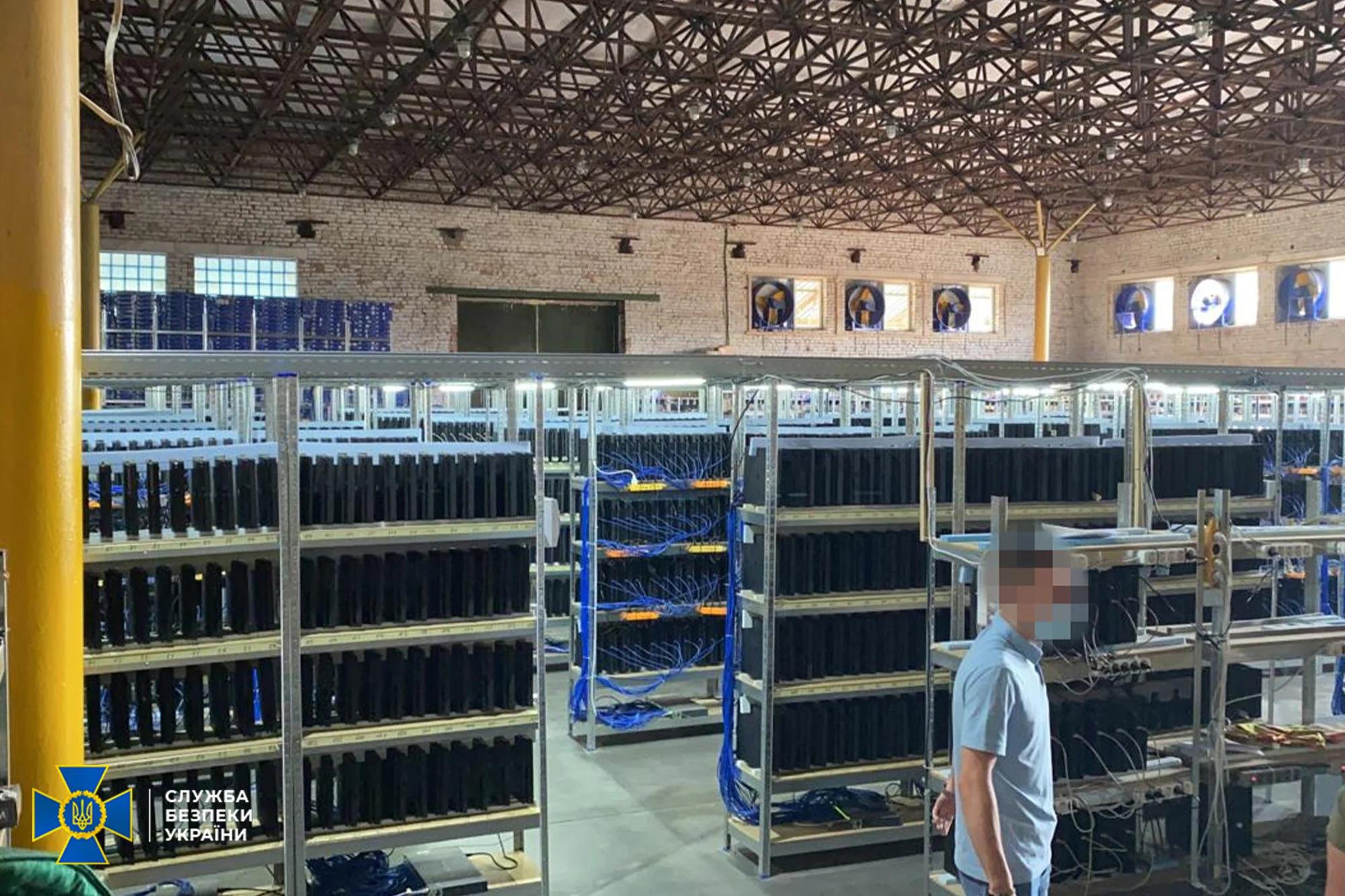 SBU closes crypto mining farm with 3,800 PS4 for electricity theft in  Ukraine | News Rumours
