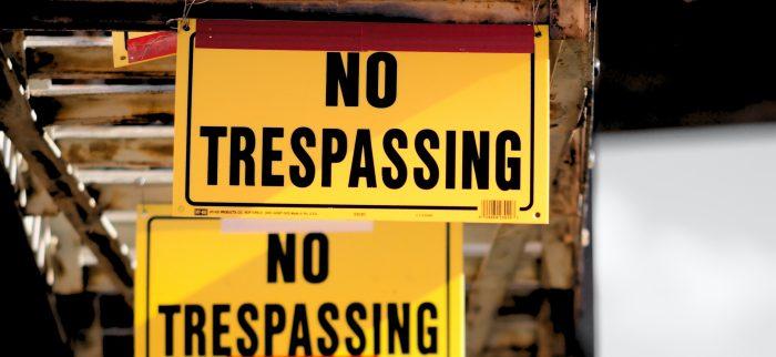 no trespassing, kein Durchgang